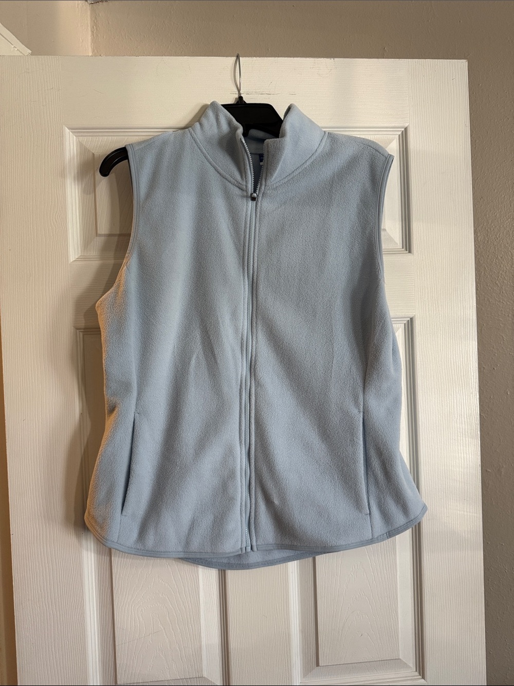 Old Navy women’s light blue vest